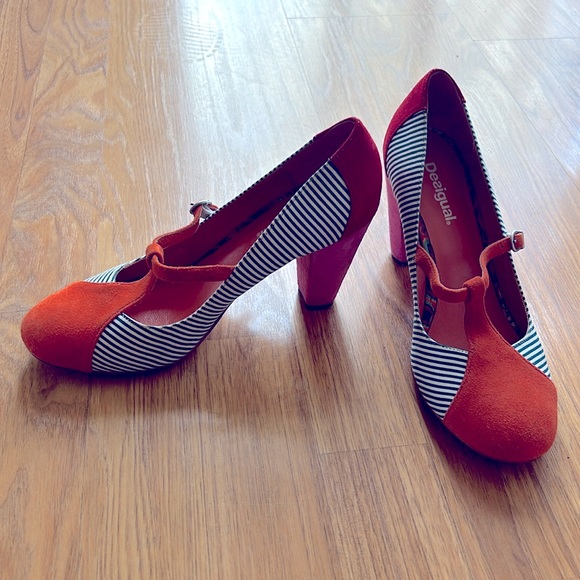 Adorable Spring Color-Block Pumps! - Picture 2 of 4